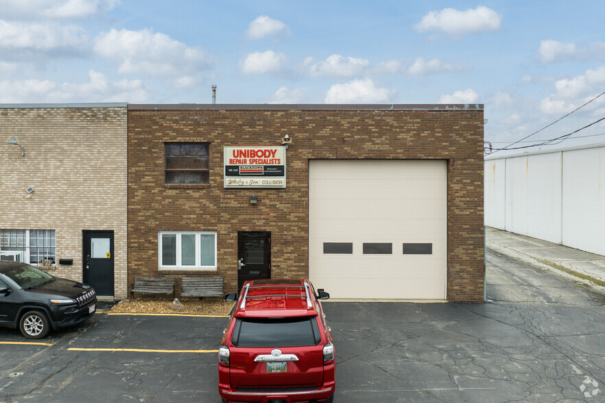 3554 Marine Rd, Toledo, OH à louer - Photo de l’immeuble – Image 3 sur 6