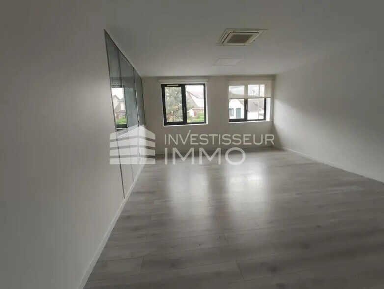 Bureau dans Noisy-le-Grand à louer - Photo intérieure – Image 3 sur 5