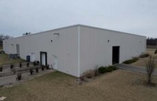 Plus de détails pour 1600 Williams Dr, Stoughton, WI - Industriel/Logistique à louer