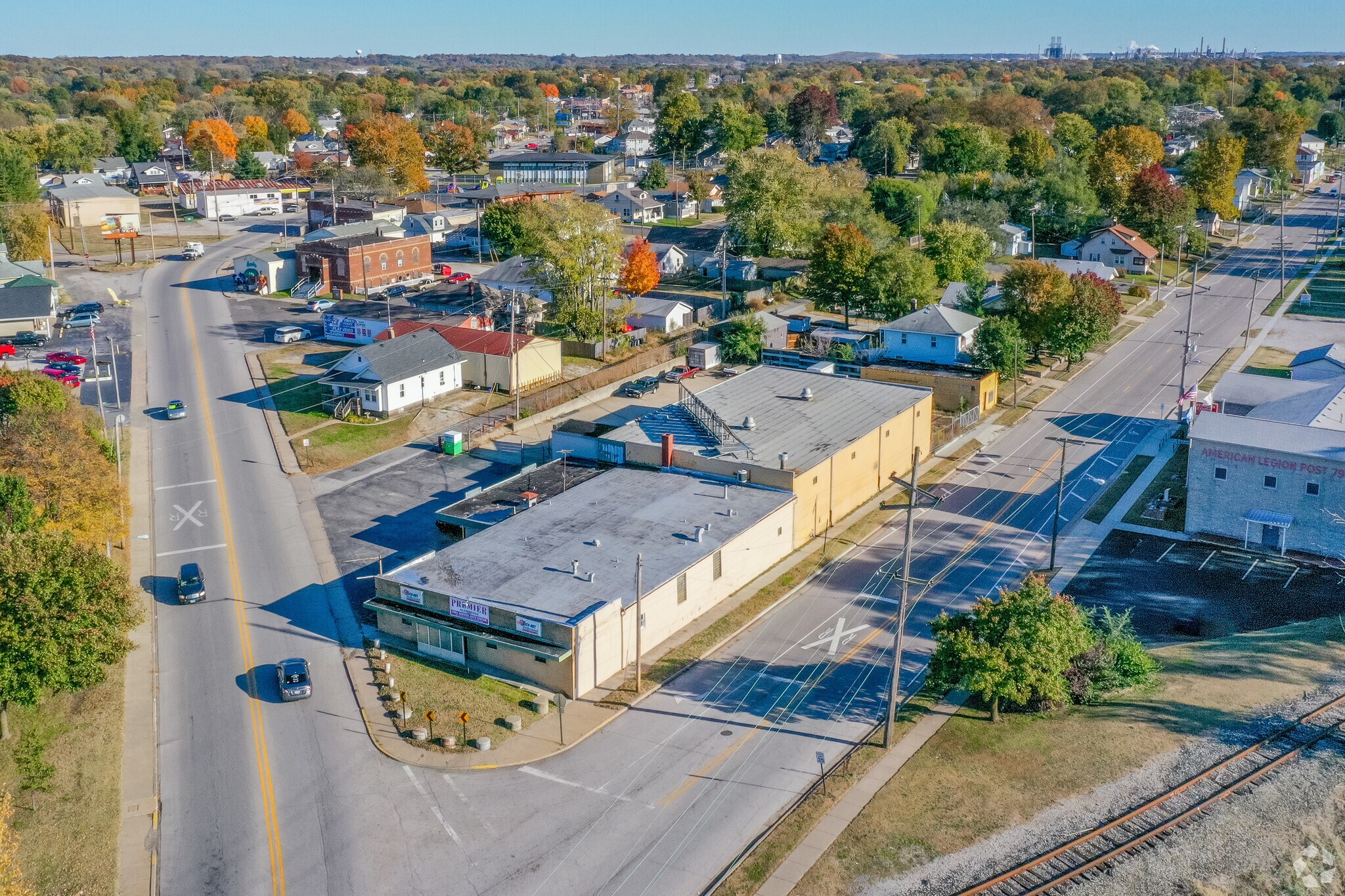 100 E Saint Louis Ave, East Alton, IL à louer Photo principale– Image 1 sur 12