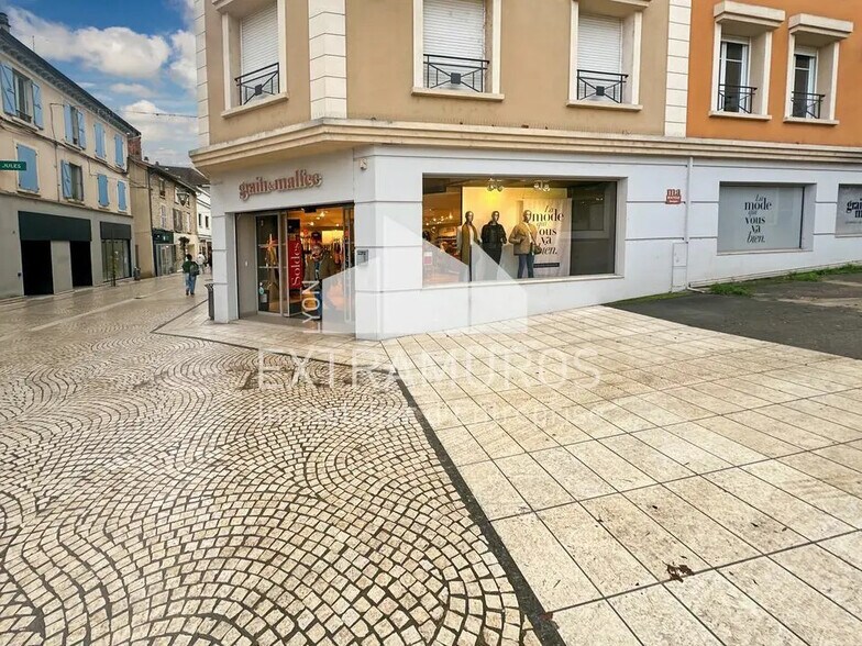 59 Rue De La Liberté, Bourgoin-Jallieu à vendre - Photo de l’immeuble – Image 2 sur 4