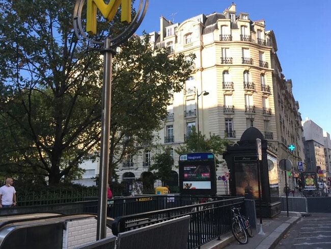 Plus de détails pour Local commercial à louer