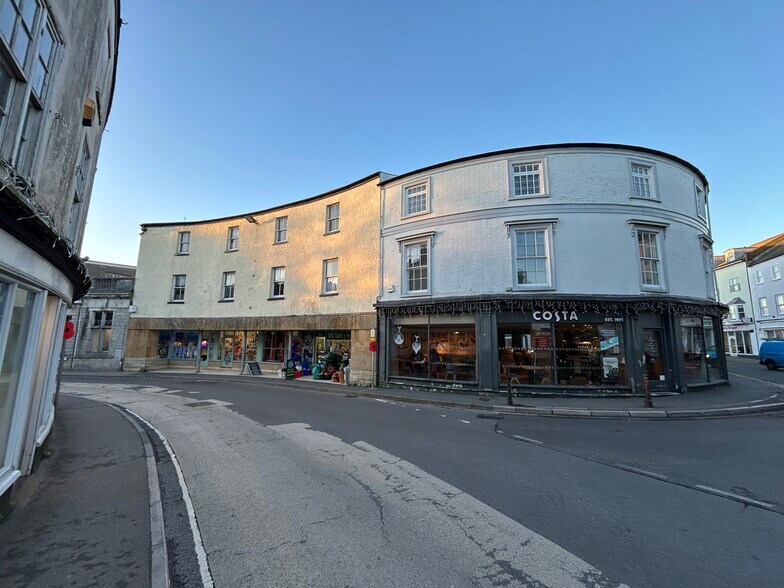 Victoria Pl, Axminster à vendre - Photo de l’immeuble – Image 2 sur 23