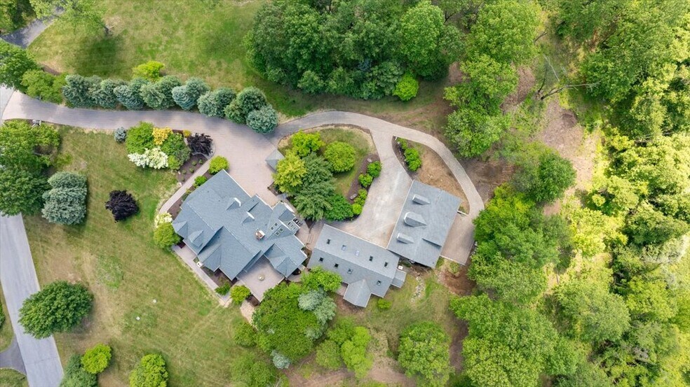 2630 Eagle Ln, Hellertown, PA à vendre - Aérien – Image 2 sur 24