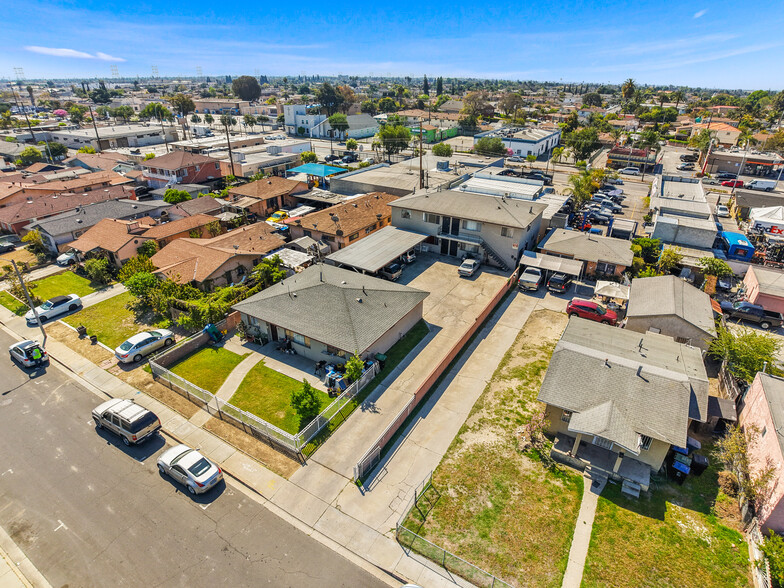 4724 E 58th St, Maywood, CA à vendre - Photo de l’immeuble – Image 3 sur 8