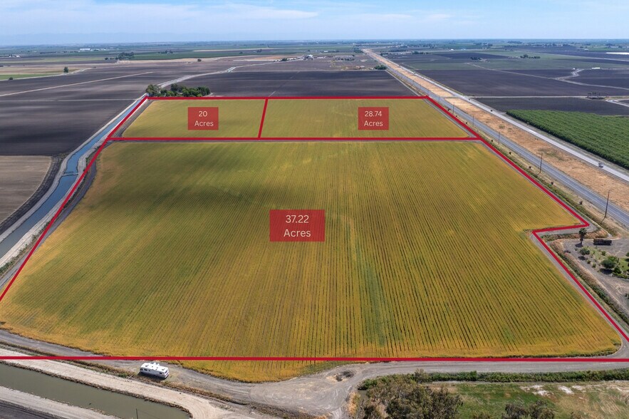 Cozzi Ave & Hwy 33 hwy, Dos Palos, CA à vendre - Photo de l’immeuble – Image 2 sur 15