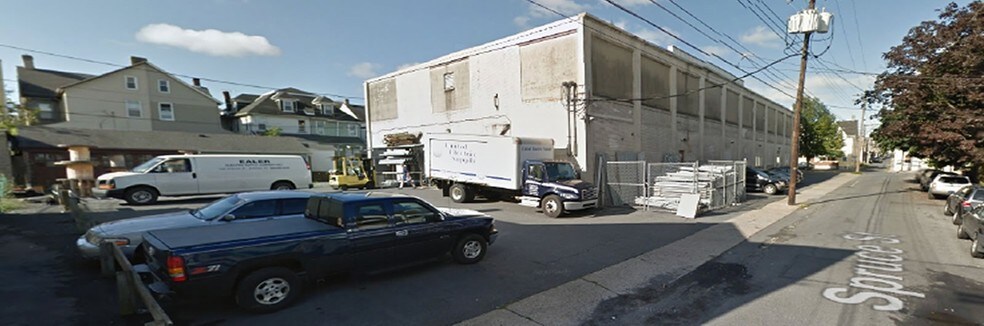 1298 Spruce St, Easton, PA à louer - Photo de l’immeuble – Image 3 sur 7