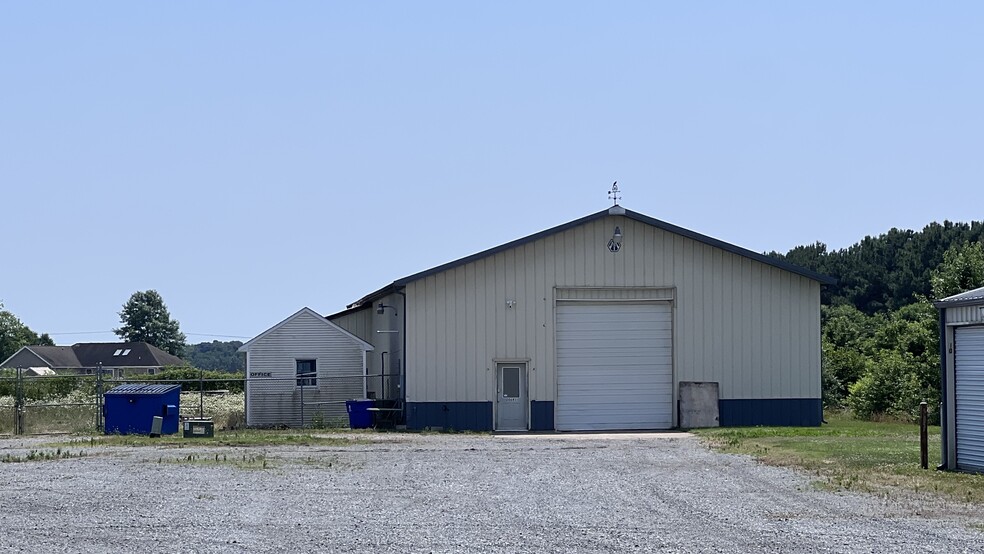 20643 Sussex Hwy, Seaford, DE à louer - Photo de l’immeuble – Image 1 sur 12