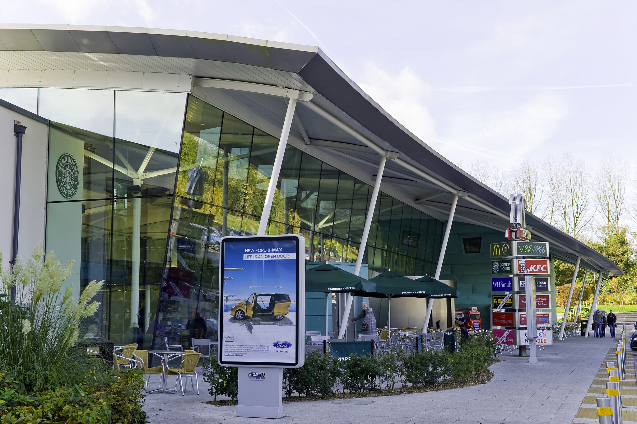 Windsor Rd, Beaconsfield à louer Photo principale– Image 1 sur 25