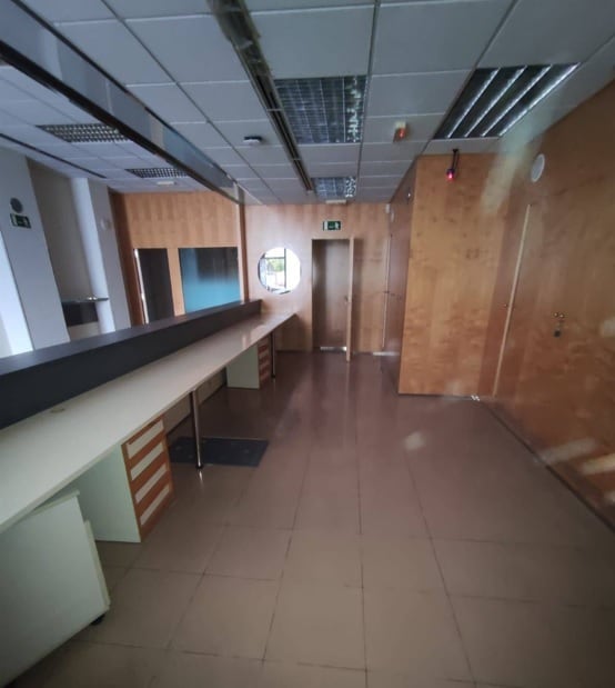 Torrelles de Foix, BAR 08737 - - - Photo intérieure - Image 1 of 11