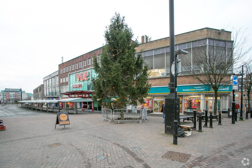 High St, Newcastle Under Lyme à louer - Photo de l’immeuble – Image 3 sur 5