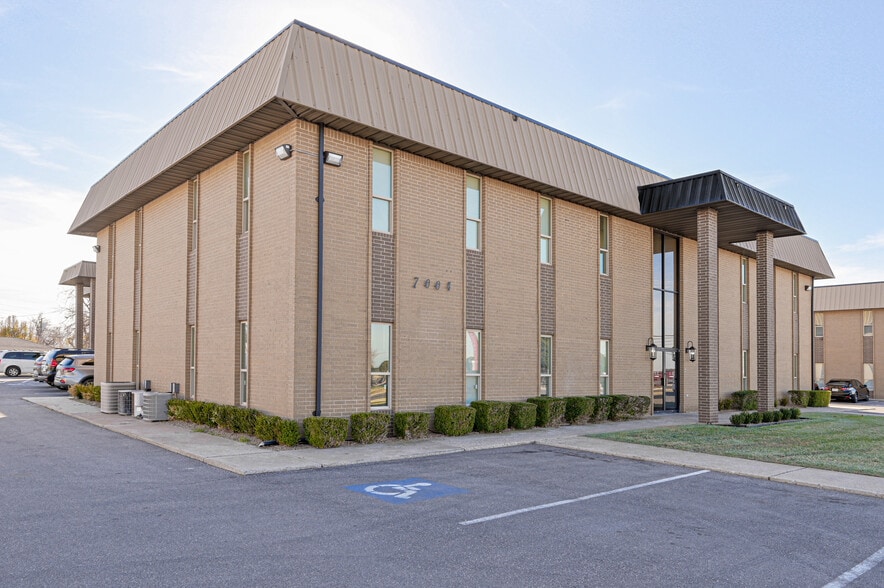 7004 NW 63rd St, Bethany, OK à vendre - Photo principale – Image 1 sur 92