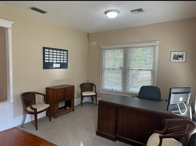 3400 NW 13th St, Gainesville, FL à vendre - Photo de l’immeuble – Image 3 sur 19