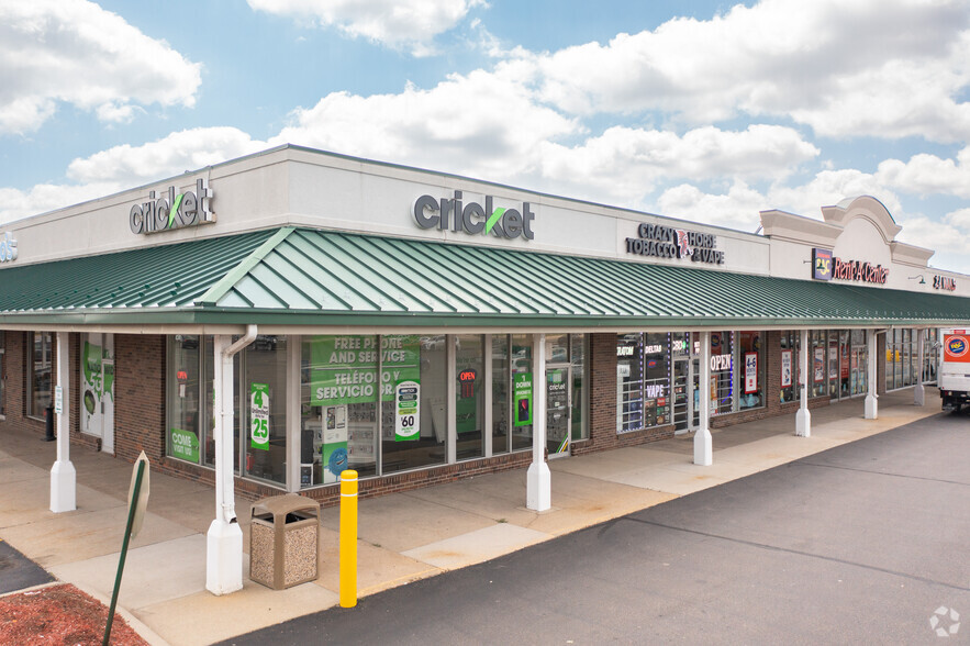 7911-7997 N Alpine Rd, Loves Park, IL à louer - Photo de l’immeuble – Image 1 sur 9