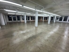 122 E 7th St, Los Angeles, CA à louer Photo intérieure– Image 2 sur 3