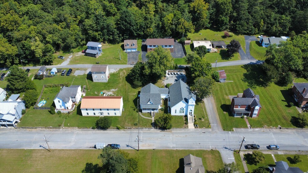 502 Pennlyn Ave, Cumberland Gap, TN à vendre - Photo de l’immeuble – Image 2 sur 23