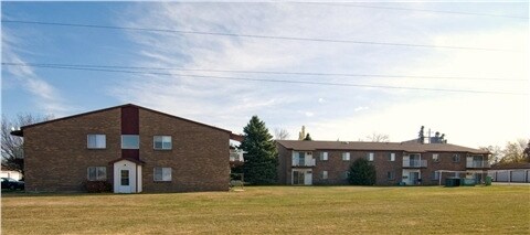 213 9th Ave, Madison, MN à vendre - Photo principale – Image 1 sur 4