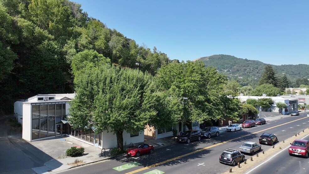 128 Greenfield Ave, San Anselmo, CA à louer - Photo de l’immeuble – Image 2 sur 26