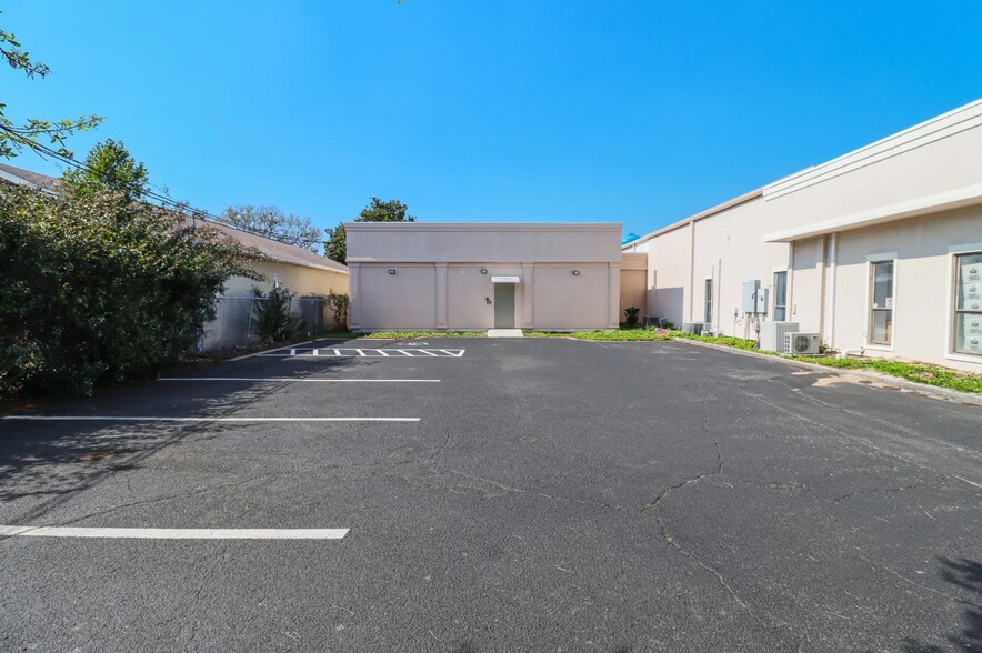 185 Stahlman Ave, Destin, FL à vendre - Photo de l’immeuble – Image 3 sur 8