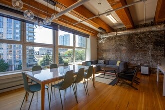 560-562 Beatty St, Vancouver, BC à louer Photo intérieure– Image 2 sur 6