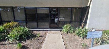 10722 Arrow Route, Rancho Cucamonga, CA à louer Photo intérieure– Image 2 sur 17