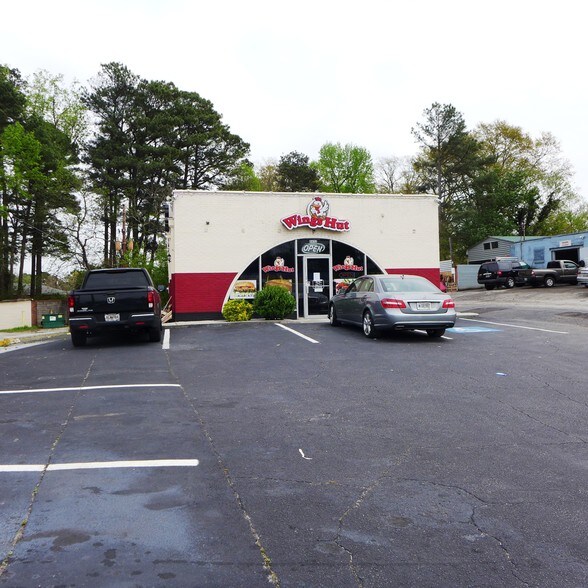 4652 Jonesboro Rd, Forest Park, GA à louer - Photo principale – Image 1 sur 6