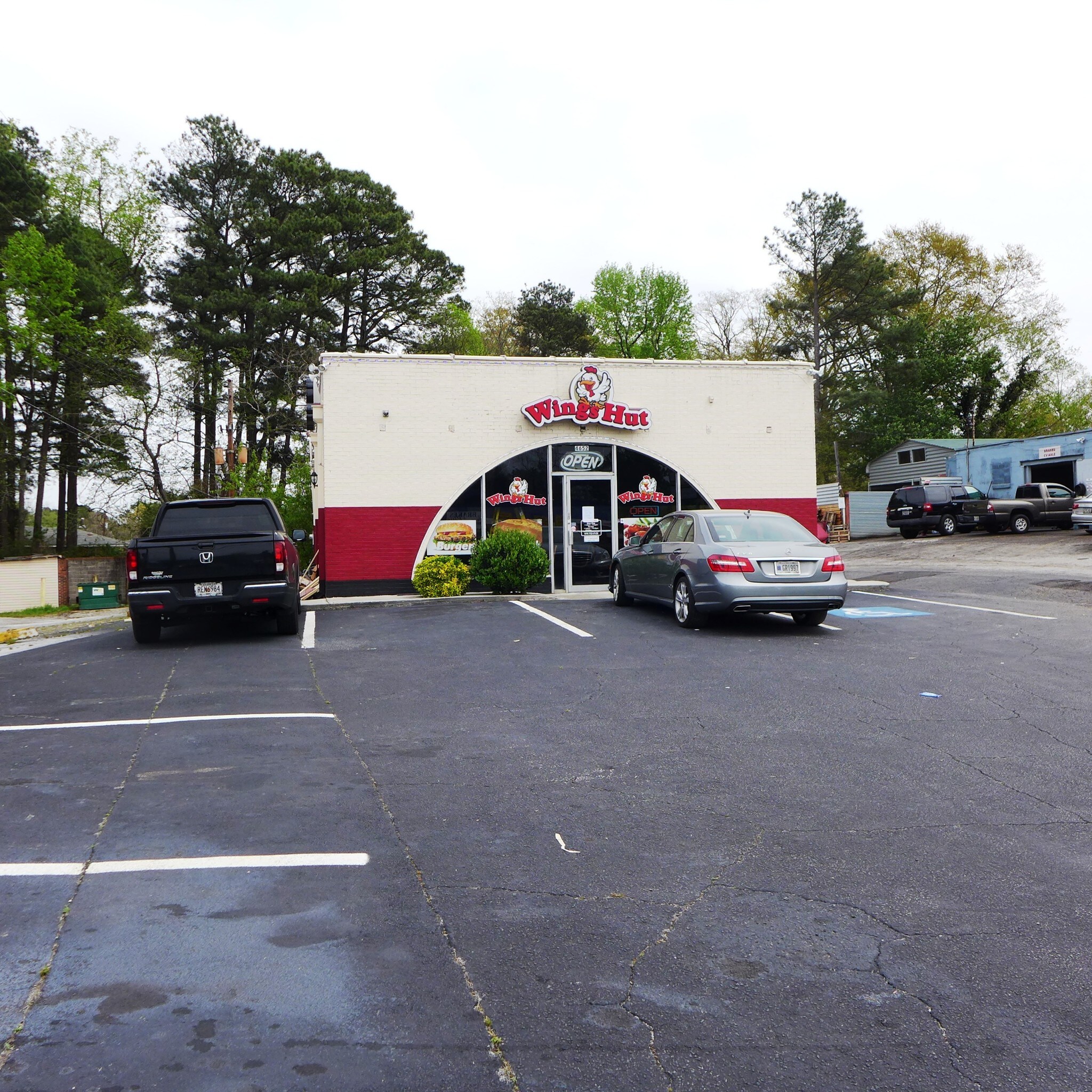 4652 Jonesboro Rd, Forest Park, GA à louer Photo principale– Image 1 sur 7
