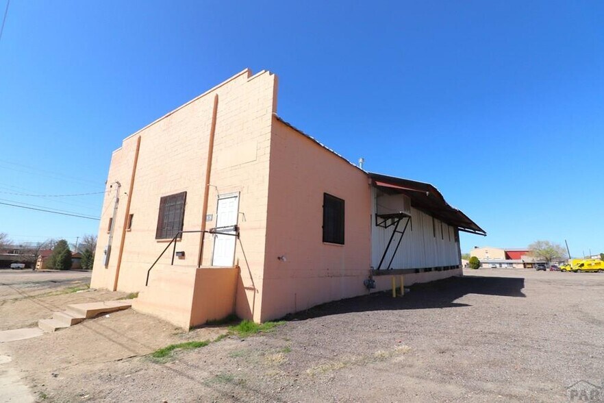 919 Craig St, Pueblo, CO à vendre - Photo de l’immeuble – Image 2 sur 19