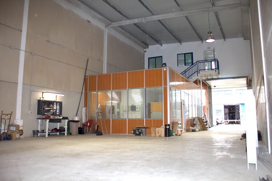 Industriel/Logistique dans Camas à vendre - Photo intérieure – Image 3 sur 23