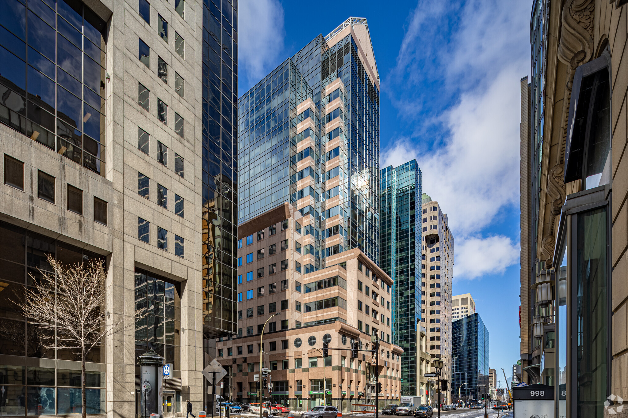 999 De Maisonneuve Boul O, Montréal, QC à louer Photo principale– Image 1 sur 34