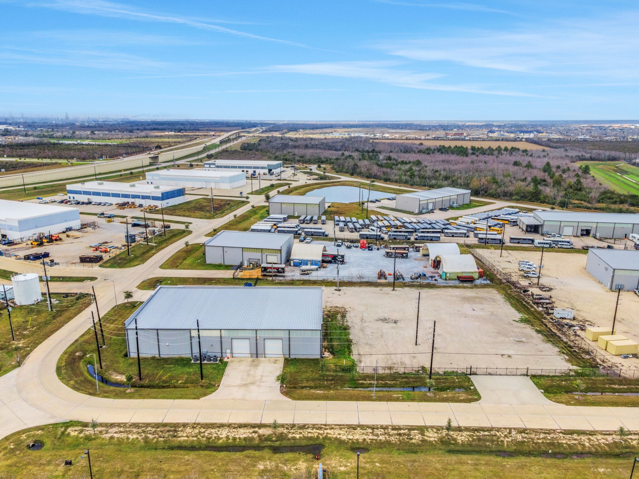 8110 Parkside Ave, Baytown, TX à louer Photo intérieure– Image 1 sur 42