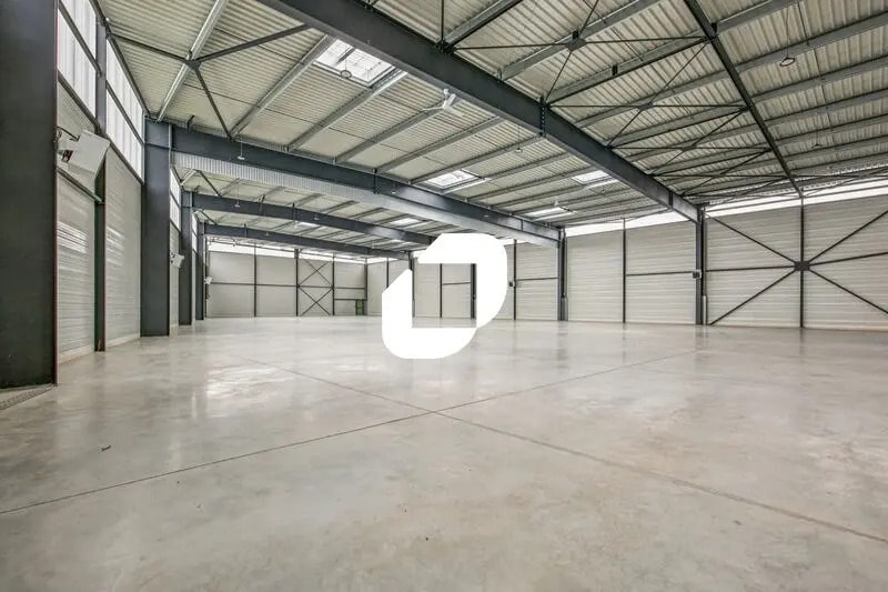 Local d’activités dans Stains à louer - Photo intérieure – Image 3 sur 31