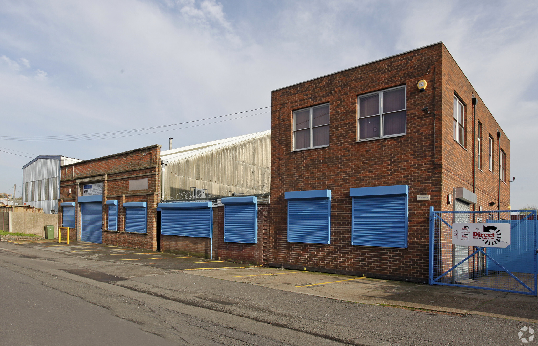 Trent Ln, Nottingham à vendre Photo principale– Image 1 sur 3