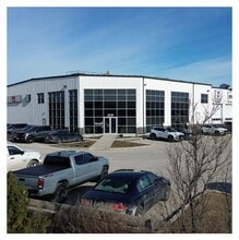 2529 Inkster Blvd, Winnipeg, MB à louer Photo de l’immeuble– Image 1 sur 19