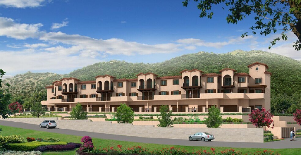 1001 Abajo Dr, Monterey Park, CA à vendre - Photo principale – Image 1 sur 2