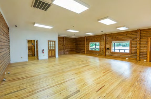 828 E King St, Kings Mountain, NC à vendre Photo intérieure– Image 1 sur 2