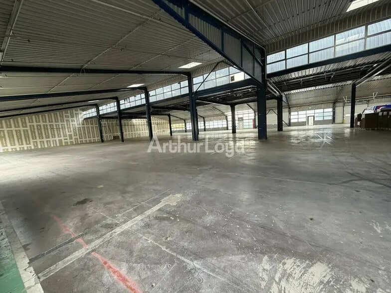 Industriel/Logistique dans Reims à louer - Photo intérieure – Image 2 sur 8