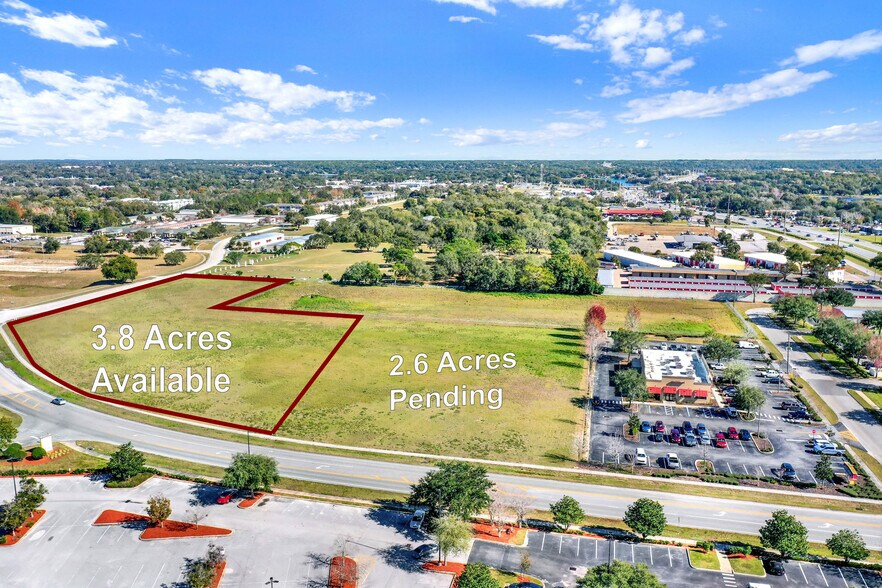 David Walker Drive, Eustis, FL à vendre - Photo de l’immeuble – Image 2 sur 9