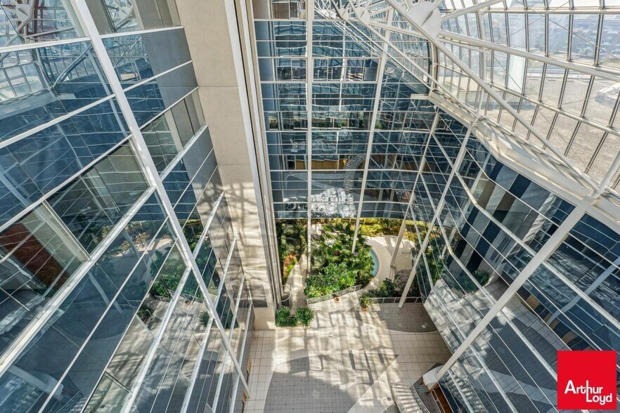 35 Boulevard Du Port, Cergy à louer - Photo de l’immeuble – Image 3 sur 13
