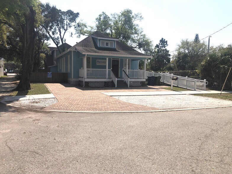 106 W Euclid Ave, Tampa, FL à louer - Photo de l’immeuble – Image 1 sur 6