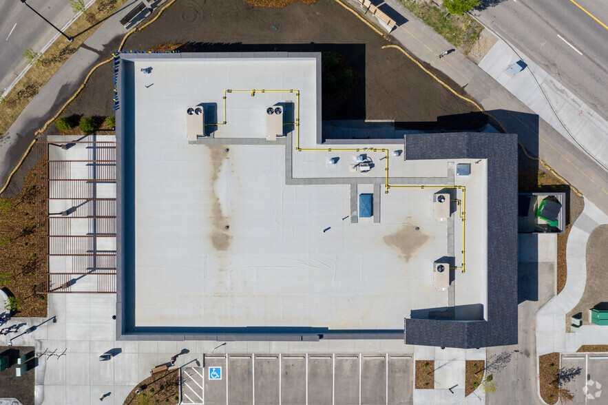 20 Longview Cmn SE, Calgary, AB à louer - Aérien – Image 2 sur 4