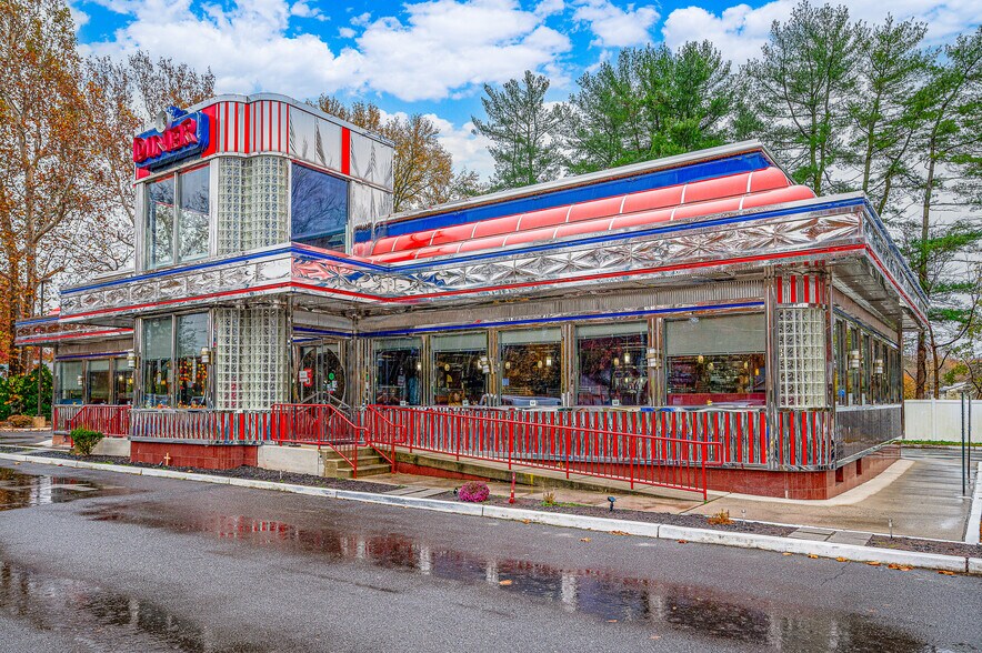 808 Blackwood Clementon Rd, Pine Hill, NJ à vendre - Photo de l’immeuble – Image 3 sur 18