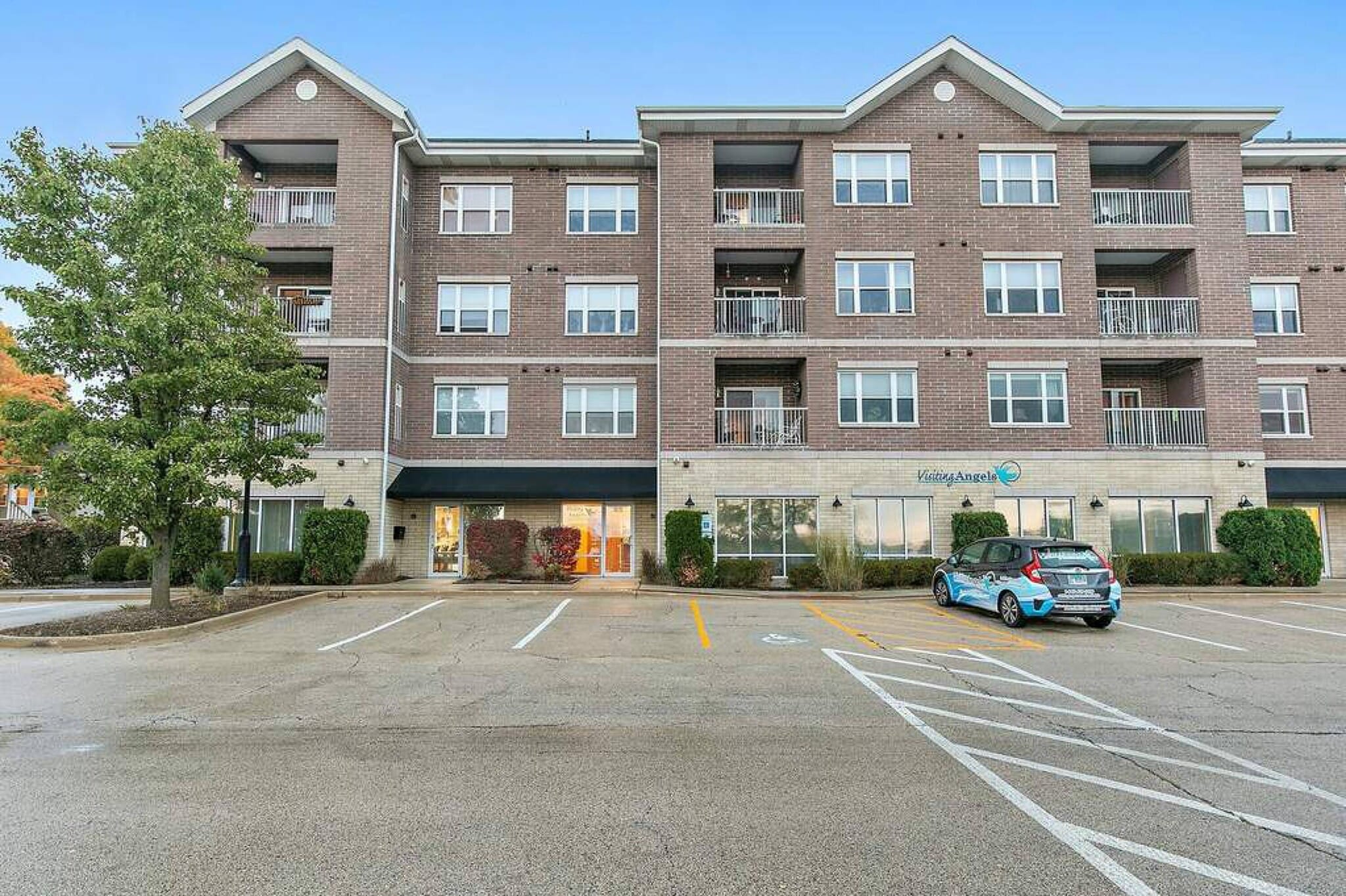 15-85 N Woodbury St, South Elgin, IL à louer Photo de l’immeuble– Image 1 sur 1