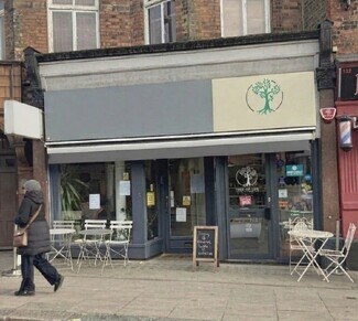 Plus de détails pour 134-136 West End Ln, Londres - Local commercial à louer