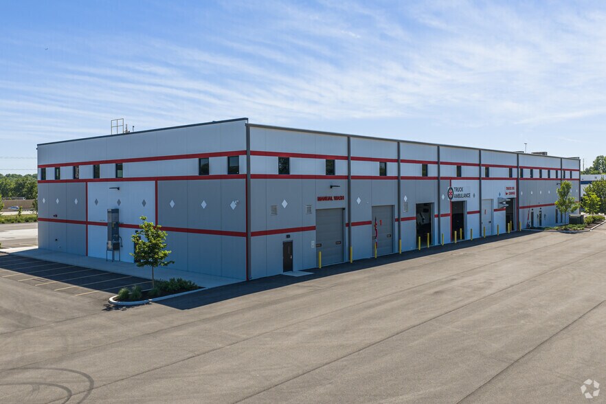 70 Airport Rd, Elgin, IL à louer - Photo de l’immeuble – Image 2 sur 5