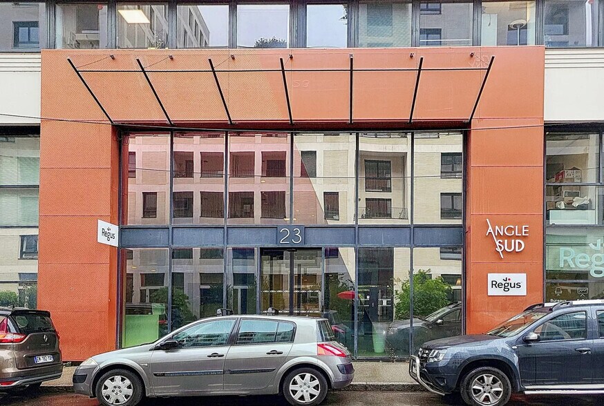 23 Rue Crépet, Lyon à louer - Photo de l’immeuble – Image 2 sur 25