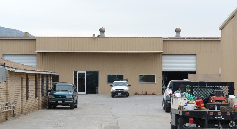 8057-8059 Wing Ave, El Cajon, CA à louer - Photo de l’immeuble – Image 2 sur 5