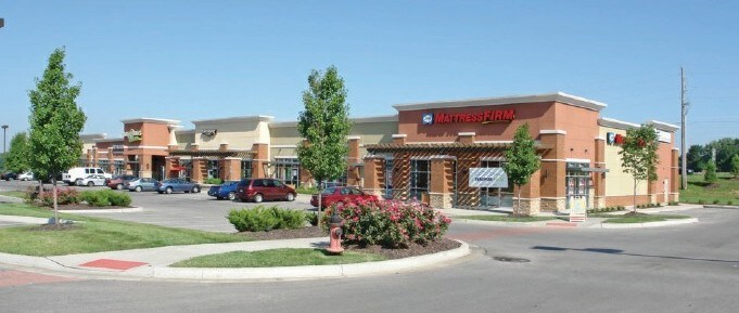 11601 E 40 Hwy, Kansas City, MO à louer - Photo de l’immeuble – Image 2 sur 9