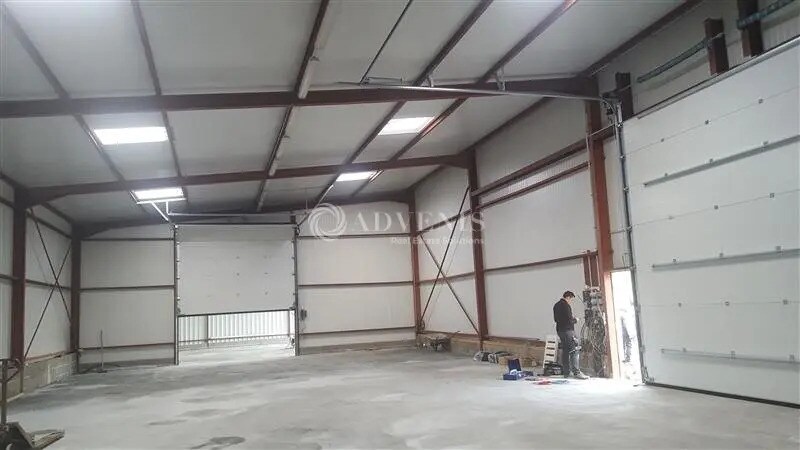 Local d’activités dans Hillion à louer - Photo de l’immeuble – Image 3 sur 5