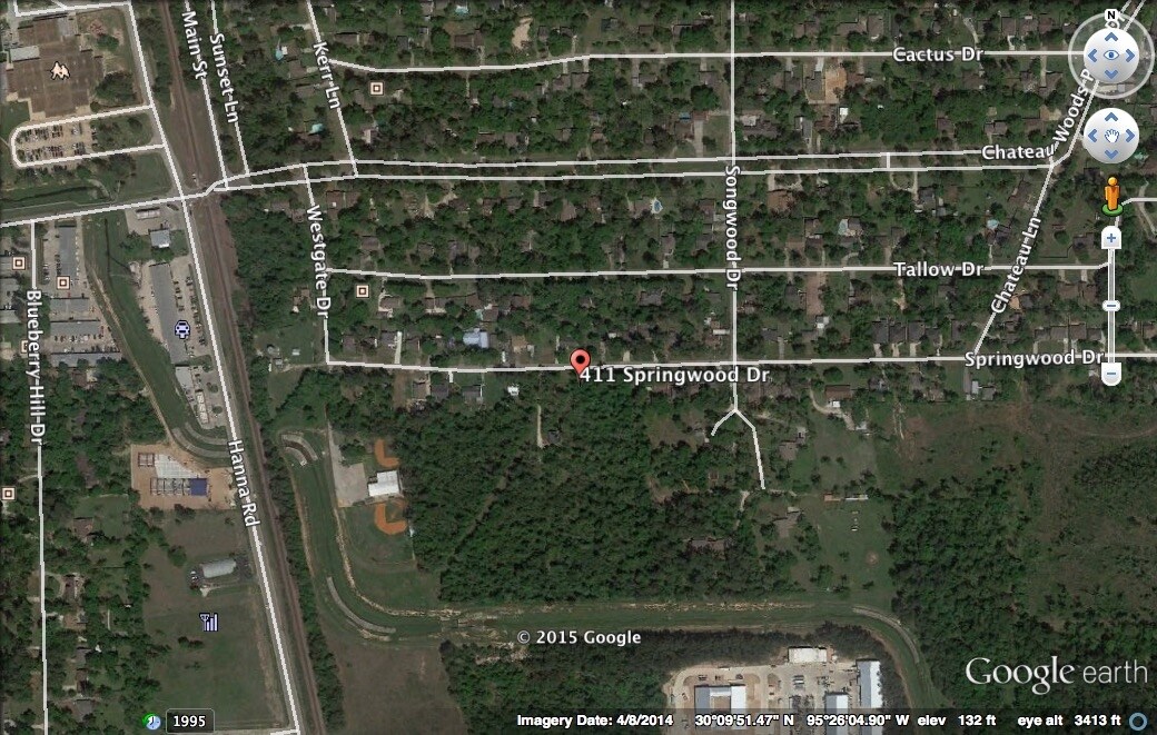 411 Springwood Dr, Conroe, TX à vendre Photo principale– Image 1 sur 18
